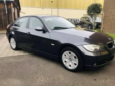Używany BMW 320 163 KM (119 kW) 2007 Szary Sedan/Limuzyna