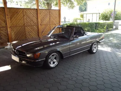 Gebraucht Mercedes SL380 155 PS (114 kW) 1983 Grau Cabrio