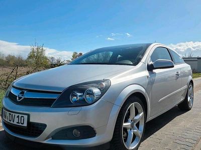 Gebraucht Opel Astra GTC Cosmo 116 PS (85 kW) 2007 Silber Coupé