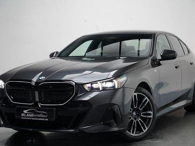 Gebraucht BMW 520 M Sport 197 PS (144 kW) 2025 Grau Limousine