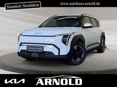 Weiß (schneeweiß) Gebraucht 2025 Kia EV3 Earth SUV | 35.440 € (Fairer Preis)
