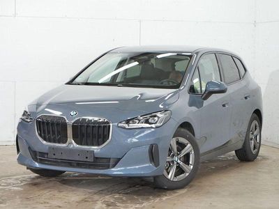 Gebraucht BMW 220 Active Tourer Luxury Line 150 PS (110 kW) 2025 Grau Van / Kleinbus