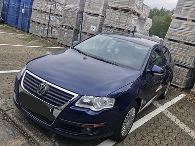 Gebraucht VW Passat 116 PS (85 kW) 2006 Blau Limousine
