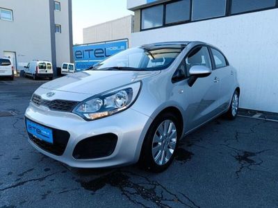 gebraucht Kia Rio 1,4 Edition 7 Klima USB 2.Hand Alu 16"