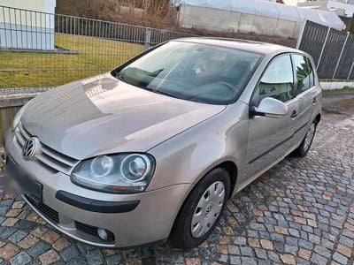 Gebraucht VW Golf V 116 PS (85 kW) 2004 Gelb Kleinwagen
