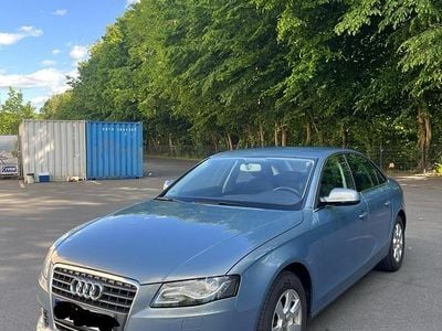 Gebraucht Audi A4 120 PS (88 kW) 2010 Andere farben Limousine