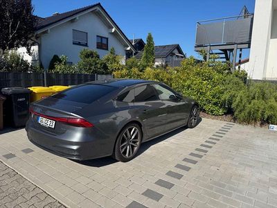 Grau Gebraucht 2022 Audi A7 Ambiente Limousine | 43.800 € (Etwas zu teuer)