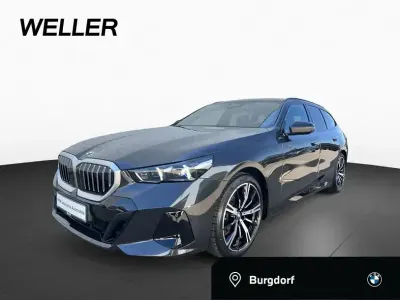 Gebraucht BMW 520 Comfort Edition 197 PS (144 kW) 2025 Sophistograu (grau) Kombi