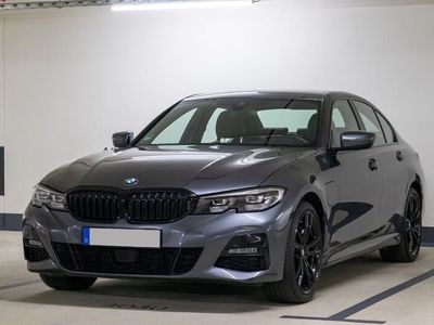 gebraucht BMW 330e M Sport Automatik 8-fach bereift