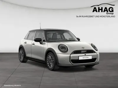 Używany Mini Cooper 114 kW (156 KM) 2025 Czarny Hatchback