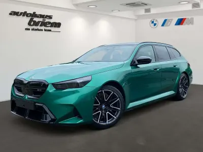 Gebraucht BMW M5 Performance 727 PS (534 kW) 2026 Isle of man gruen metallic Kombi