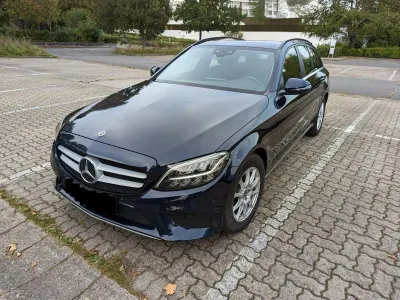 Second-hand Mercedes C200 163 CP (119 kW) 2021 Albastru Break