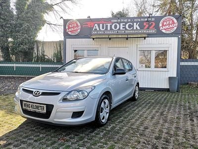 Gebraucht Hyundai i30 Edition+ 109 PS (80 kW) 2010 Silber Limousine