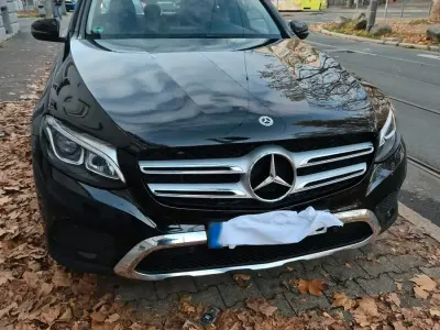 Gebraucht Mercedes GLC250 204 PS (150 kW) 2017 Schwarz SUV