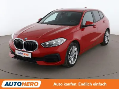 Gebraucht BMW 118 Advantage 140 PS (102 kW) 2020 Rot Limousine