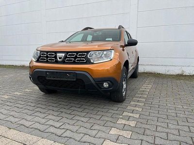 Gebraucht Dacia Duster Comfort 125 PS (91 kW) 2018 Orange SUV
