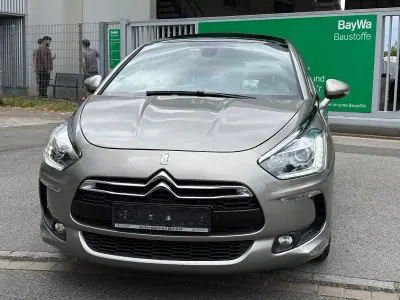 Gebraucht Citroën DS5 Sport Chic 163 PS (119 kW) 2012 Gold Kleinwagen