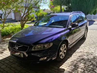 Usata Volvo V70 181 CV (133 kW) 2015 Blu Station wagon
