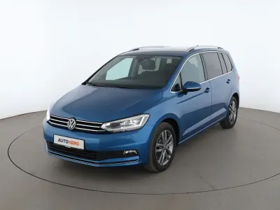 Gebraucht VW Touran Highline 150 PS (110 kW) 2022 Blau Van / Kleinbus