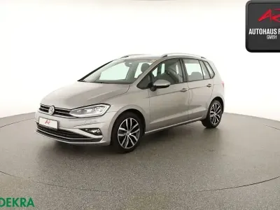 Używany VW Golf Sportsvan Comfortline 150 KM (110 kW) 2019 Srebrny Minivan