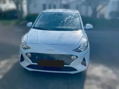 Gebraucht Hyundai i10 67 PS (49 kW) 2021 Blau Kleinwagen