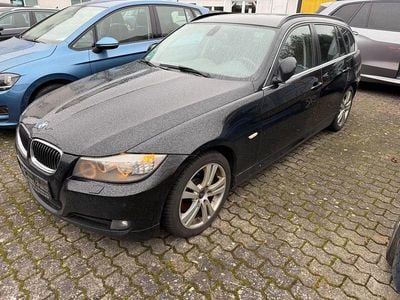 Gebraucht BMW 325 204 PS (150 kW) 2011 Schwarz Kombi