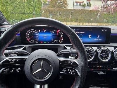 Usata Mercedes CLA250e Shooting Brake 218 CV (160 kW) 2023 Nero Station wagon