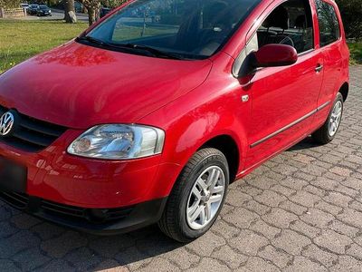 Usata VW Fox 72 CV (52 kW) 2006 Rosso Utilitaria