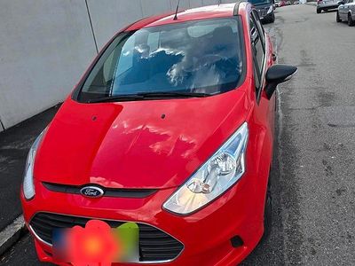 Second-hand Ford B-MAX 2016 Roșu Monovolum