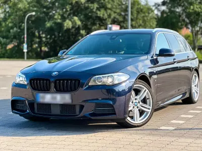 Gebraucht BMW 530 M Performance 258 PS (189 kW) 2014 Blau Kombi