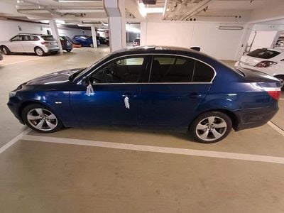 Second-hand BMW 520 170 CP (125 kW) 2004 Albastru Berlinǎ