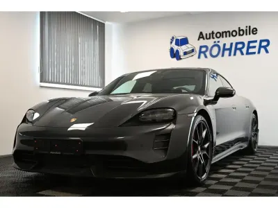 Second-hand Porsche Taycan GTS Sport 439 kW (598 CP) 2023 Gri Berlinǎ