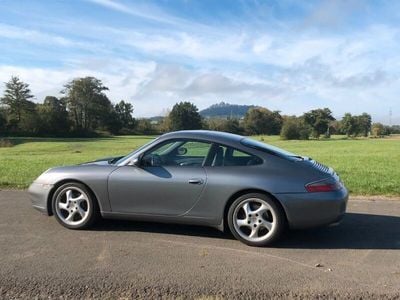 Porsche 911 Carrera
