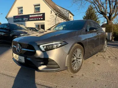 Gebraucht Mercedes A250 Edition 160 PS (117 kW) 2020 Grau Limousine