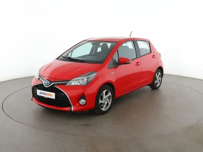 Gebraucht Toyota Yaris Comfort 61 PS (44 kW) 2015 Rot Kleinwagen