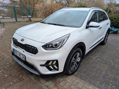 Gebraucht Kia Niro Vision 141 PS (103 kW) 2021 Weiß SUV