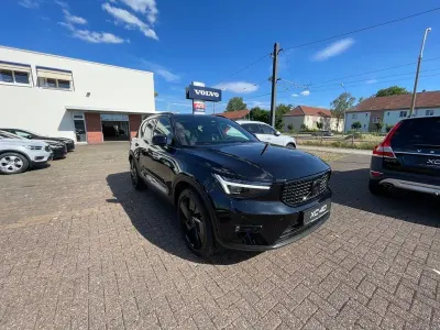 Gebraucht Volvo XC40 Plus 163 PS (119 kW) 2025 Schwarz SUV