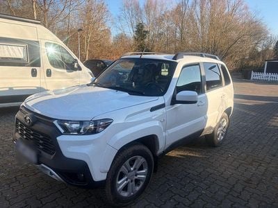 Gebraucht Lada niva 81 PS (59 kW) 2021 Weiß SUV