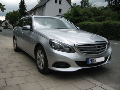 Gebraucht Mercedes E220 170 PS (125 kW) 2013 Silber metallic Kombi