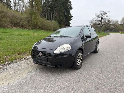 Gebraucht Fiat Grande Punto Dynamic 95 PS (69 kW) 2009 Schwarz Kleinwagen