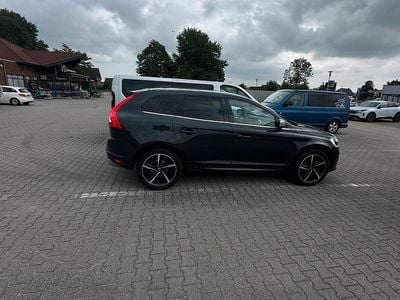 Grau Gebraucht 2015 Volvo XC60 R-Design SUV | 17.300 € (Teuer)
