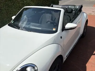 Gebraucht VW Beetle Sound 105 PS (77 kW) 2017 Weiß Kleinwagen