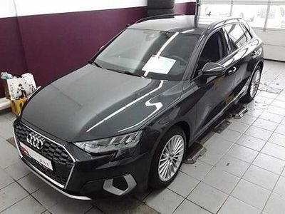 Gebraucht Audi A3 Advanced Plus 116 PS (85 kW) 2020 Manhattangrau metallic Limousine