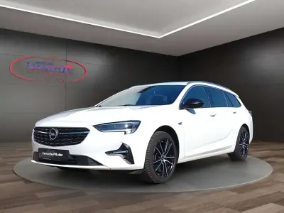 Gebraucht Opel Insignia Ultimate 174 PS (127 kW) 2021 Weiß Kombi
