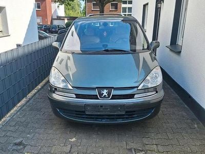 Peugeot 807