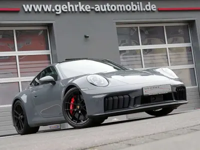 Gebraucht Porsche 992 541 PS (397 kW) 2025 Grau Coupé