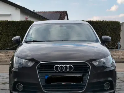 Gebraucht Audi A1 Sportback 105 PS (77 kW) 2013 Braun Kleinwagen