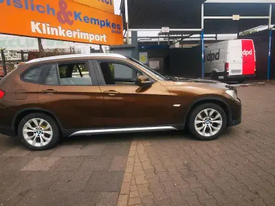 Gebraucht BMW X1 163 PS (119 kW) 2011 Gold SUV