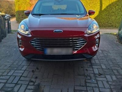Używany Ford Kuga Titanium 224 KM (164 kW) 2020 Czerwony SUV