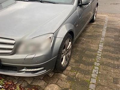 Gebraucht Mercedes C250 Elegance 204 PS (150 kW) 2012 Kombi